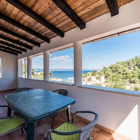 By The Sea Cove Donja Kruscica - Donja Krusica, Solta - 15636 Apartment