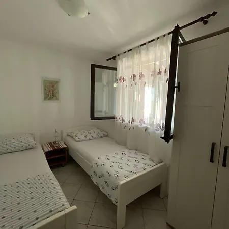 By The Sea Cove Donja Kruscica - Donja Krusica, Solta - 15636 Apartment *