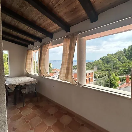 Appartement By The Sea Cove Donja Kruscica - Donja Krusica, Solta - 15636